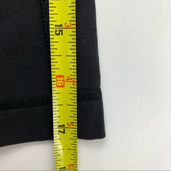 Nike  Dri-fit cropped Exercise Pant size XS - Picture 3 of 7